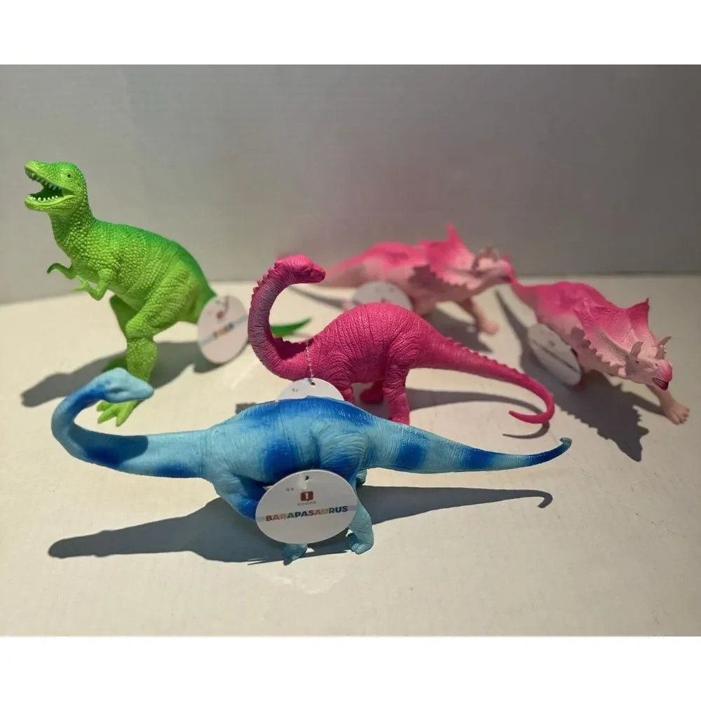 NWT 5 Toy Dinosaurs 1 T-Rex, 1 Brontosaurus 1 Barapasaurus and 2 Pentaceratops.